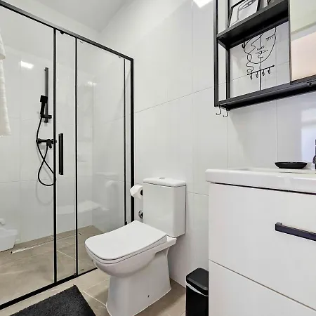 Benjamin Apartment
